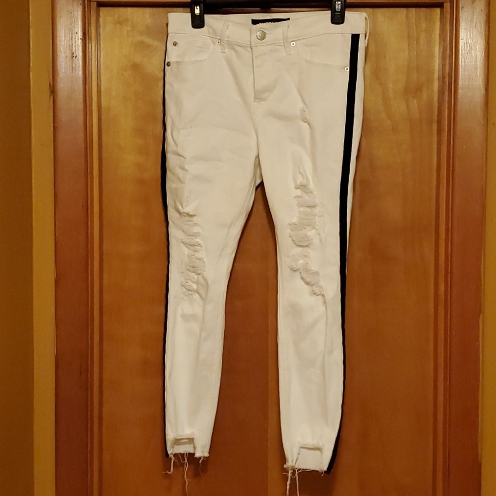 GREAT CONDITION EXPRESS DISTRESSED JEANS